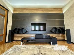 4-к квартира, вторичка, 170м2, 3/6 этаж