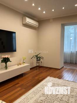 3-к квартира, вторичка, 140м2, 2/7 этаж