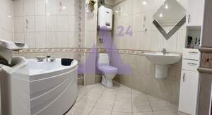 3-к квартира, вторичка, 55м2, 9/15 этаж