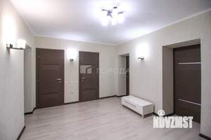 4-к квартира, вторичка, 117м2, 3/10 этаж