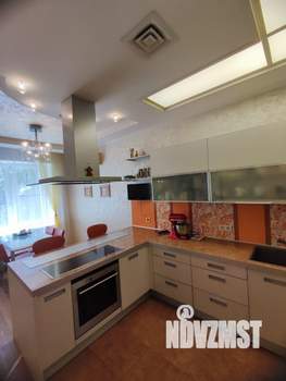 4-к квартира, вторичка, 190м2, 2/6 этаж