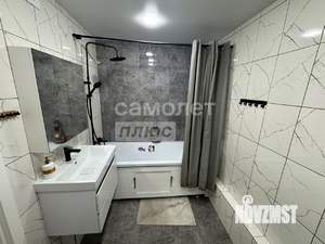 4-к квартира, вторичка, 100м2, 2/9 этаж