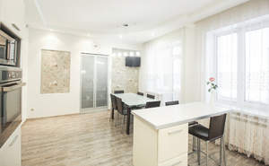 4-к квартира, вторичка, 140м2, 2/4 этаж