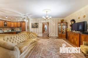 4-к квартира, вторичка, 124м2, 2/6 этаж