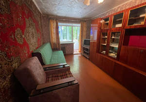 2-к квартира, вторичка, 42м2, 3/5 этаж