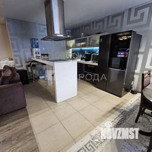 2-к квартира, вторичка, 80м2, 1/10 этаж