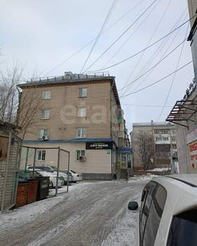 2-к квартира, вторичка, 43м2, 1/4 этаж