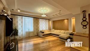 4-к квартира, вторичка, 143м2, 2/4 этаж