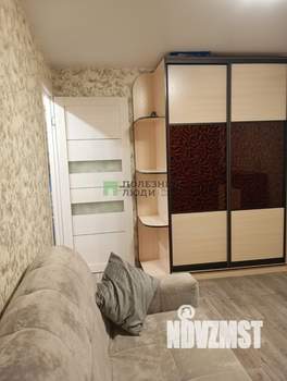 2-к квартира, вторичка, 43м2, 1/4 этаж