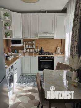 3-к квартира, вторичка, 42м2, 1/4 этаж