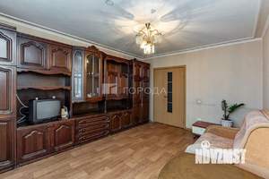 4-к квартира, вторичка, 74м2, 6/9 этаж