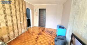 3-к квартира, вторичка, 58м2, 1/9 этаж