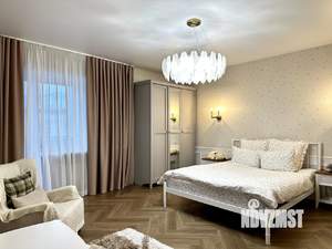3-к квартира, вторичка, 100м2, 5/6 этаж