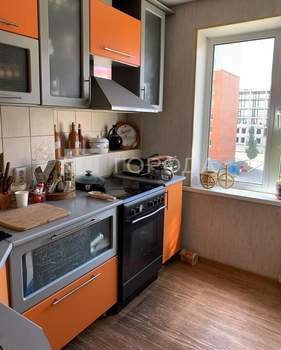 2-к квартира, вторичка, 57м2, 4/10 этаж