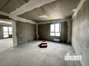 2-к квартира, вторичка, 67м2, 8/17 этаж