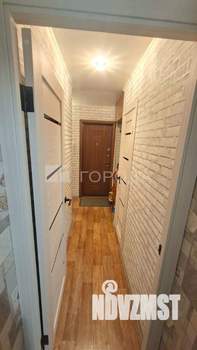 2-к квартира, вторичка, 42м2, 1/5 этаж