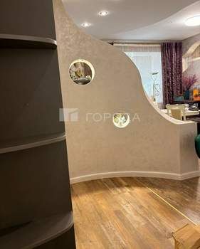 2-к квартира, вторичка, 56м2, 1/4 этаж