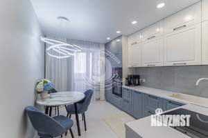 2-к квартира, вторичка, 52м2, 1/10 этаж