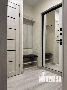 2-к квартира, вторичка, 35м2, 8/18 этаж