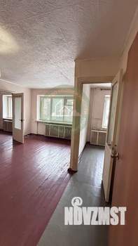 2-к квартира, вторичка, 43м2, 1/5 этаж