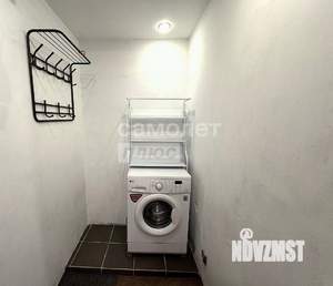 2-к квартира, вторичка, 40м2, 1/9 этаж