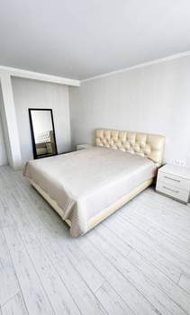 1-к квартира, вторичка, 68м2, 14/16 этаж