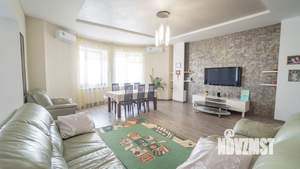 4-к квартира, вторичка, 204м2, 7/12 этаж