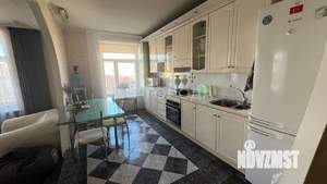 3-к квартира, вторичка, 95м2, 4/4 этаж