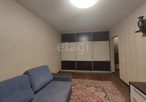 2-к квартира, вторичка, 50м2, 1/10 этаж