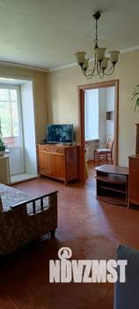 3-к квартира, вторичка, 54м2, 2/4 этаж