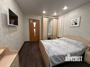 4-к квартира, вторичка, 97м2, 2/9 этаж