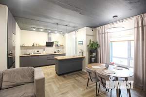 3-к квартира, вторичка, 86м2, 8/17 этаж