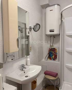 2-к квартира, вторичка, 56м2, 1/4 этаж