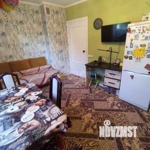 2-к квартира, вторичка, 54м2, 1/10 этаж