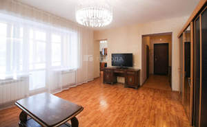 2-к квартира, вторичка, 63м2, 1/8 этаж