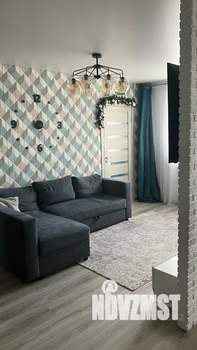 2-к квартира, вторичка, 52м2, 1/10 этаж