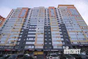 2-к квартира, вторичка, 61м2, 7/16 этаж