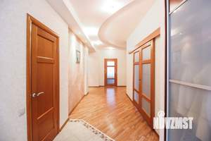 4-к квартира, вторичка, 140м2, 2/3 этаж