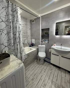 2-к квартира, вторичка, 58м2, 1/5 этаж