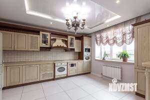 4-к квартира, вторичка, 152м2, 4/6 этаж