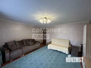2-к квартира, вторичка, 71м2, 1/6 этаж