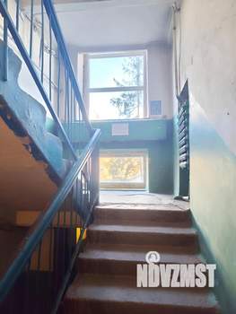 2-к квартира, вторичка, 43м2, 1/4 этаж