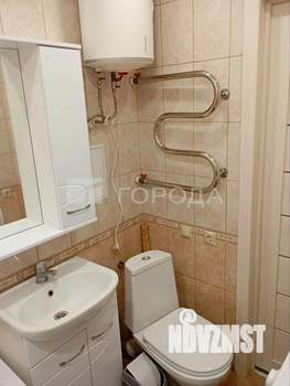 2-к квартира, вторичка, 43м2, 1/4 этаж