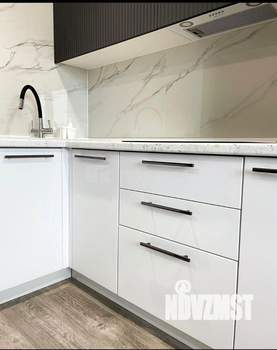 2-к квартира, вторичка, 63м2, 3/10 этаж