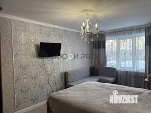 3-к квартира, вторичка, 61м2, 1/5 этаж