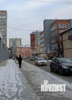 2-к квартира, вторичка, 43м2, 1/4 этаж