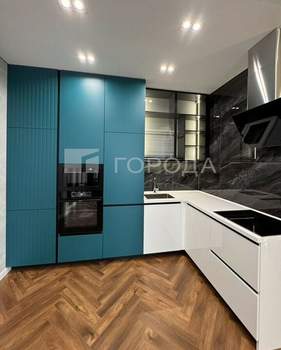 3-к квартира, вторичка, 70м2, 14/21 этаж