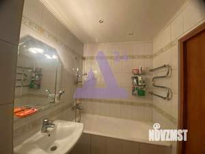 3-к квартира, вторичка, 64м2, 8/9 этаж