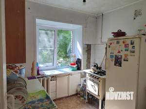 2-к квартира, вторичка, 45м2, 1/4 этаж