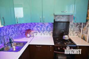 3-к квартира, вторичка, 58м2, 8/9 этаж